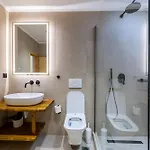 شقة Angoni